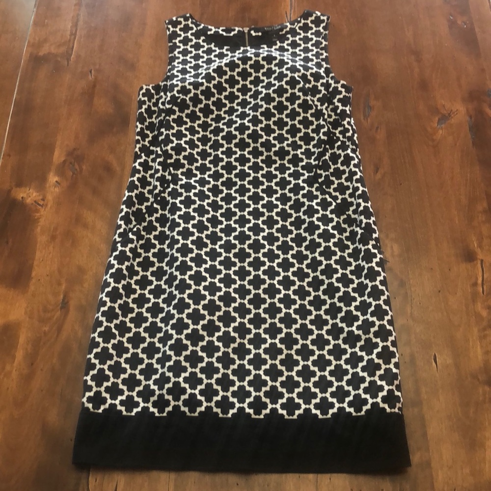 WHBM Summer Dress with Black Trim - Size 8